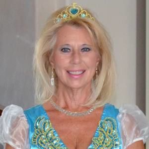 Meet your Posher, Randi